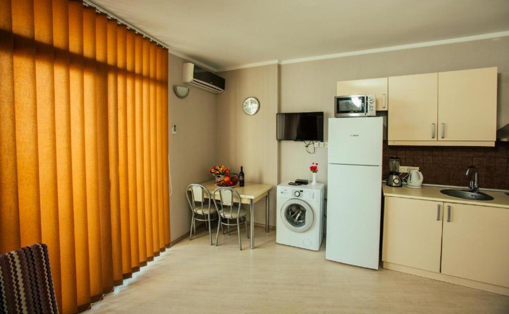 Luxury Apartments Batumi Exterior foto
