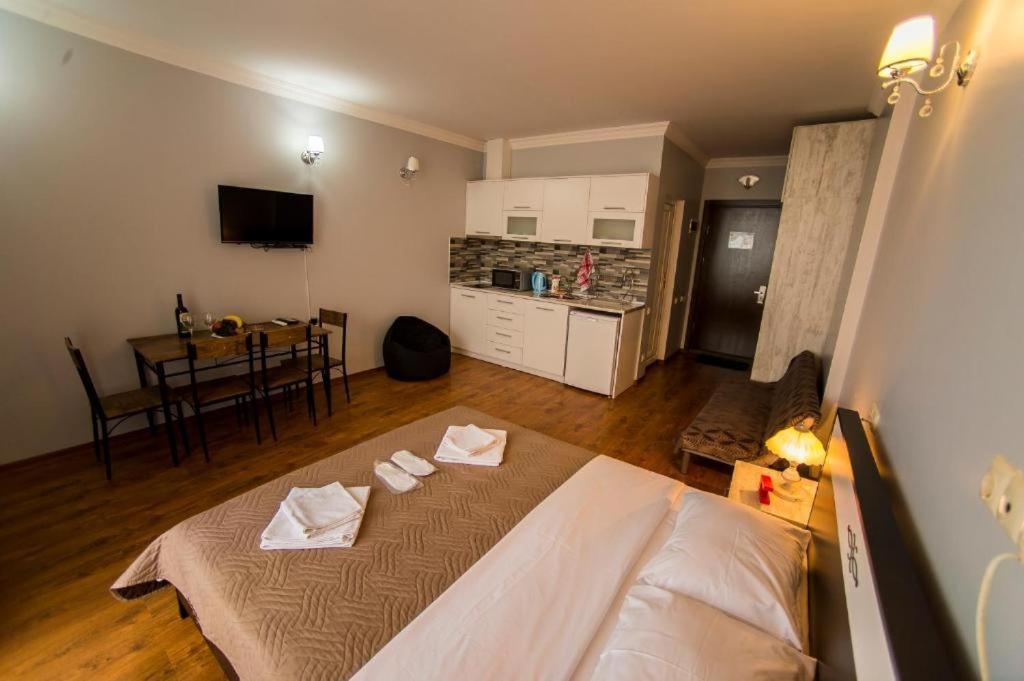 Luxury Apartments Batumi Exterior foto
